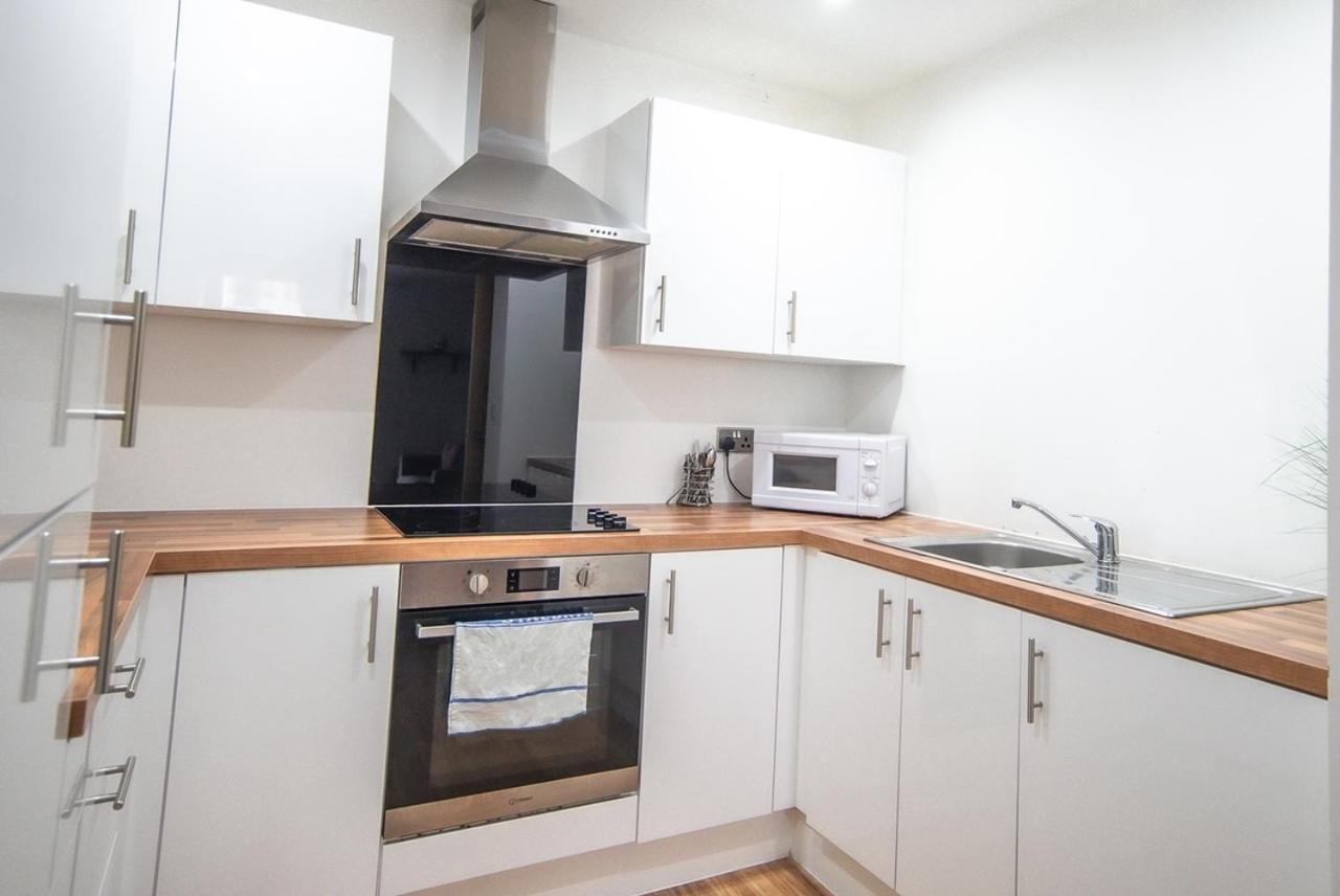 Hallsphere - Stunning Apartment Salford Quays Manchester Exterior photo